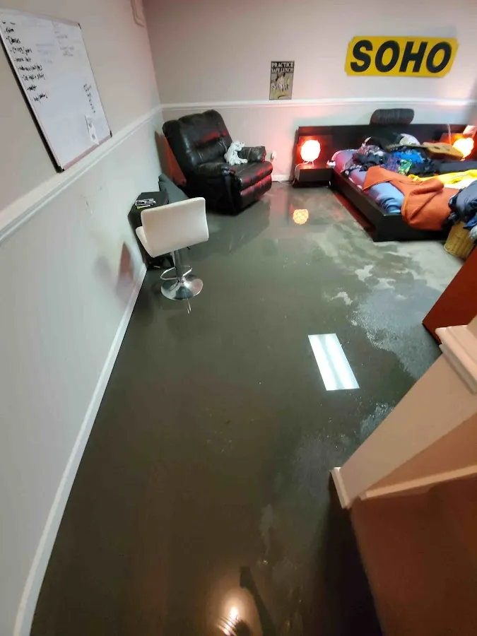Water Damage Restoration services in Northbrook, OH